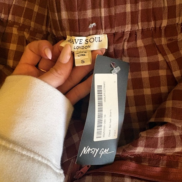 NWT Nasty Gal High Waist Belted Plaid Shorts - Picture 8 of 15